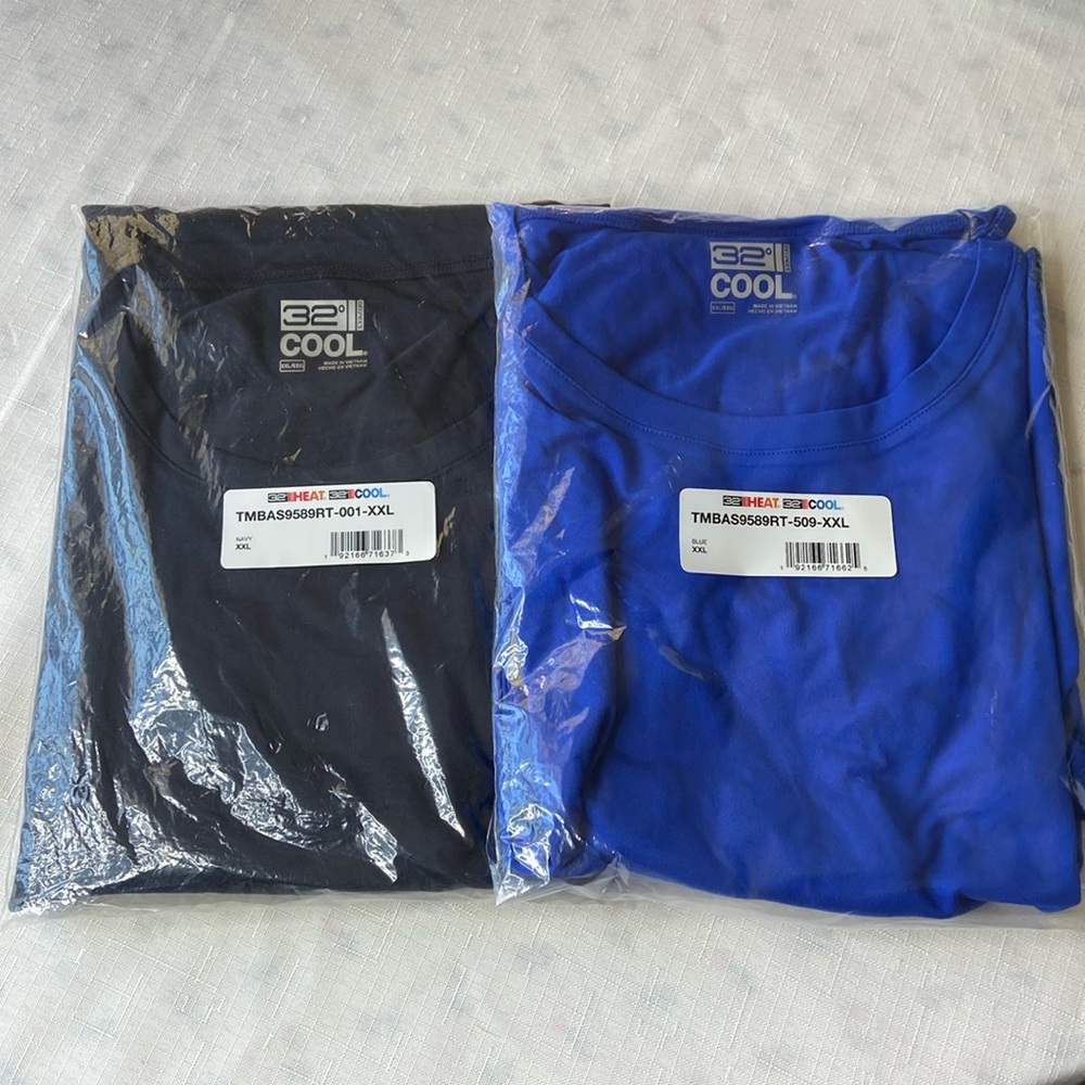2 each 32 degrees size XXL mens short sleeve T-shirt new in package never opened